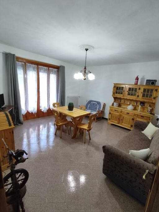 Locana Casa Vacanza Il Corbetto Di Michela & Matteo מראה חיצוני תמונה